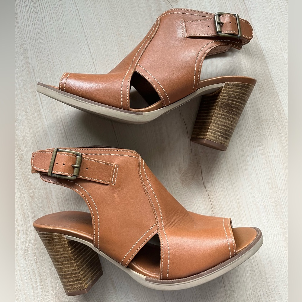 Bella Vita Leather Sandals 9.5W